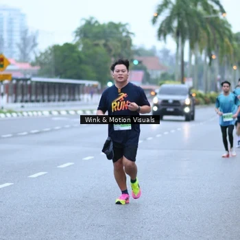 Runner Photo 8812887