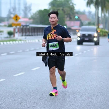 Runner Photo 8812893