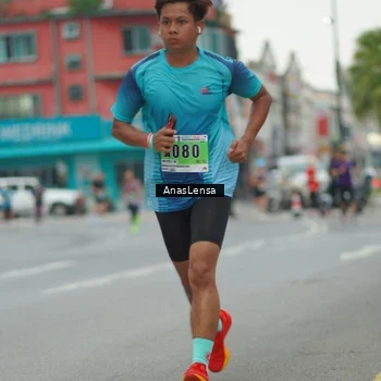 Runner Photo 8812900