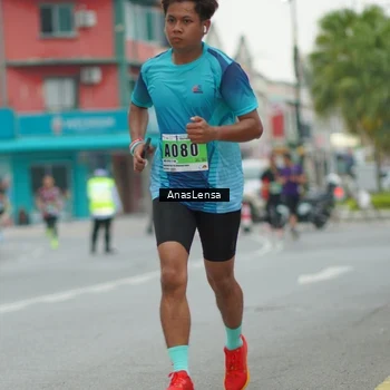Runner Photo 8812901