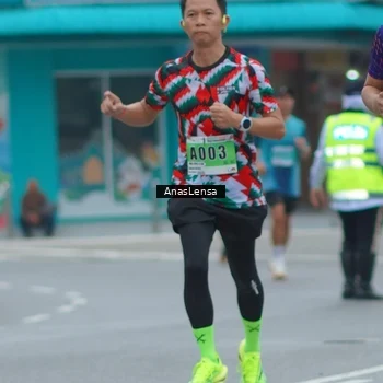 Runner Photo 8812915