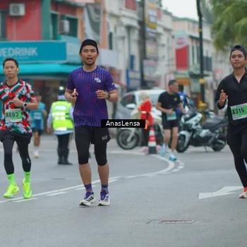 Runner Photo 8812917