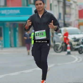 Runner Photo 8812922