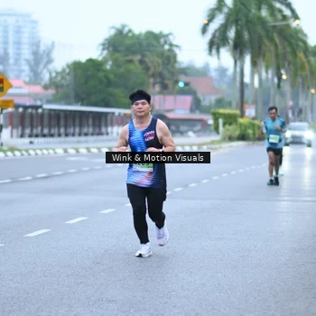Runner Photo 8812924