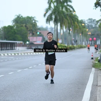Runner Photo 8812933