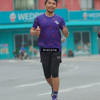 Runner Photo 8812950
