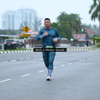 Runner Photo 8812995