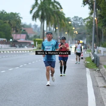 Runner Photo 8812998