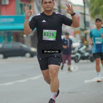 Runner Photo 8813003