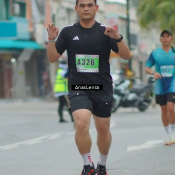 Runner Photo 8813011