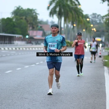 Runner Photo 8813012