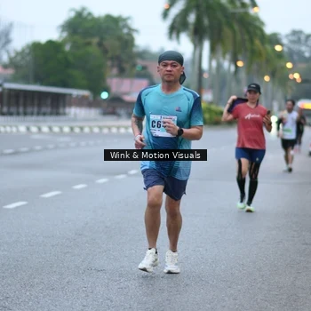 Runner Photo 8813016