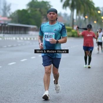 Runner Photo 8813020