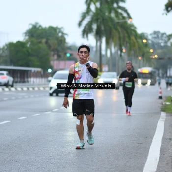 Runner Photo 8813038