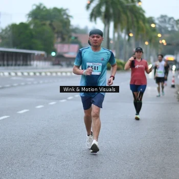 Runner Photo 8813044
