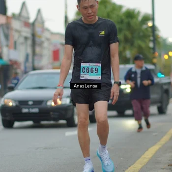 Runner Photo 8813050