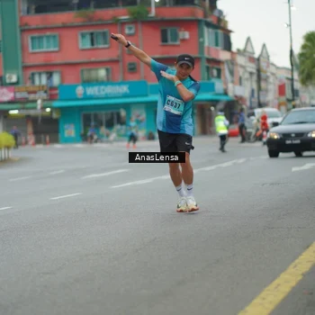 Runner Photo 8813054
