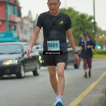 Runner Photo 8813074