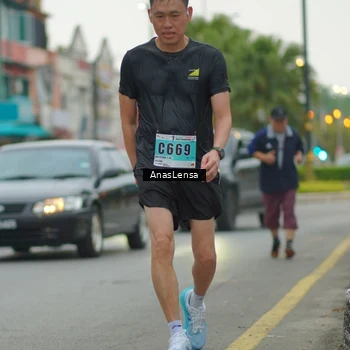 Runner Photo 8813080