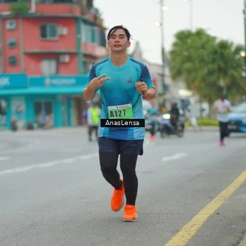 Runner Photo 8813107