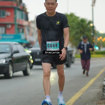 Runner Photo 8813108