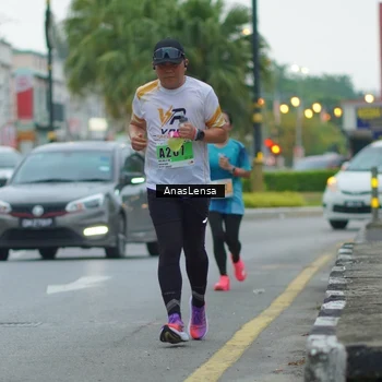 Runner Photo 8813133