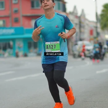 Runner Photo 8813135