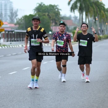 Runner Photo 8813136