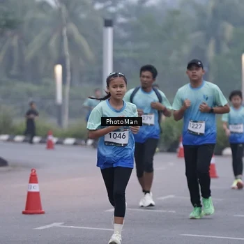 Runner Photo 8813171