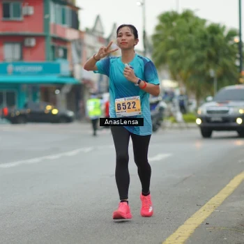 Runner Photo 8813185