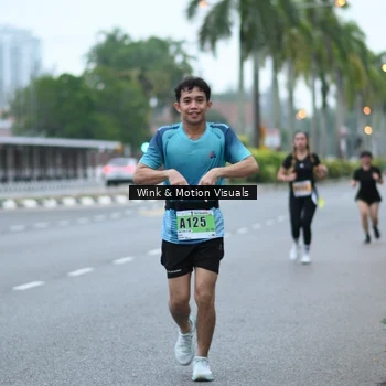 Runner Photo 8813220