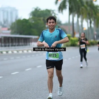 Runner Photo 8813223