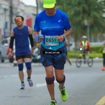 Runner Photo 8813243