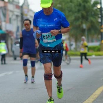 Runner Photo 8813246
