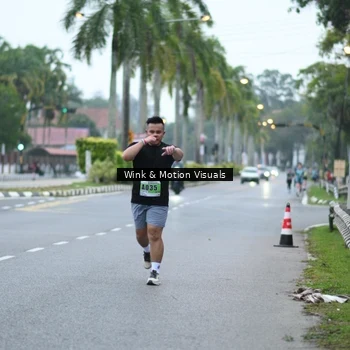 Runner Photo 8813251