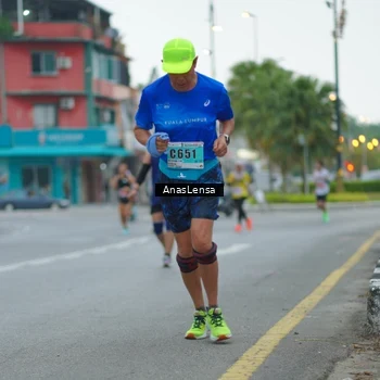 Runner Photo 8813264
