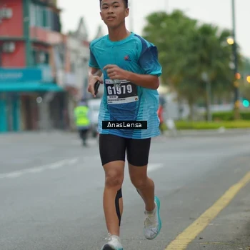 Runner Photo 8813302