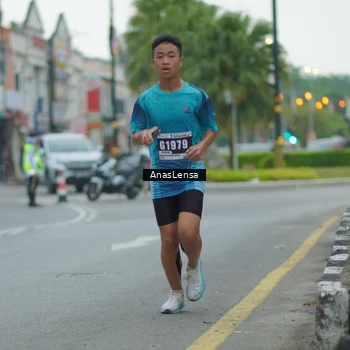 Runner Photo 8813334