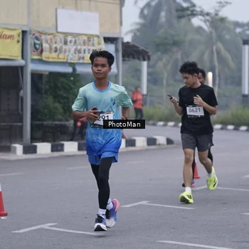 Runner Photo 8813476