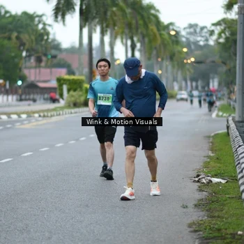 Runner Photo 8813705