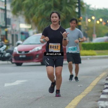 Runner Photo 8813870