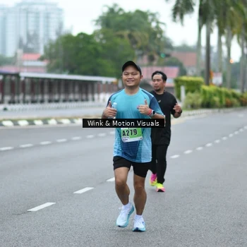 Runner Photo 8813944