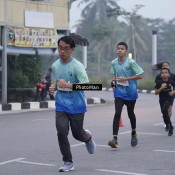 Runner Photo 8813951
