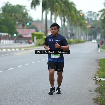 Runner Photo 8814018