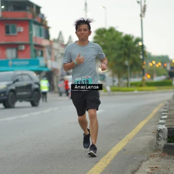 Runner Photo 8814044