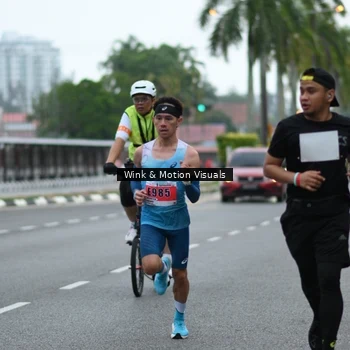 Runner Photo 8814051