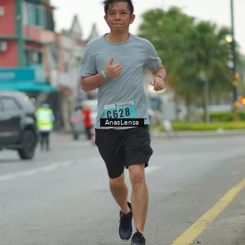 Runner Photo 8814072