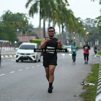 Runner Photo 8814110