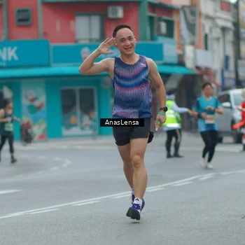 Runner Photo 8814141
