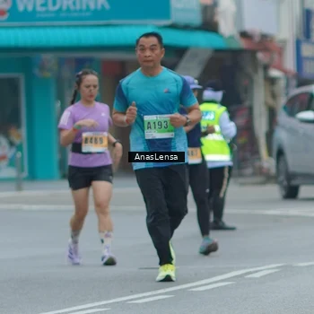 Runner Photo 8814145